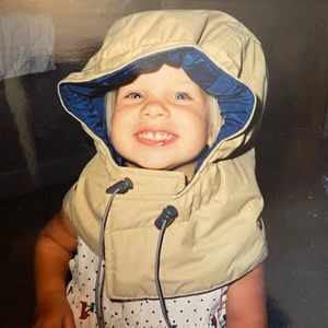 Meet your Posher, Mara